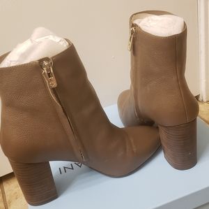 Antonio Melani Brown Boots